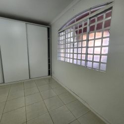 3862892633