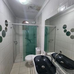 3862892646